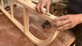 Wooden Pallet Furniture // Display Stand With Mirror Is Made Of Cheap Pallet Wood  - DIY!