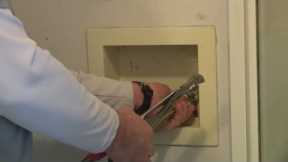 How to prevent pipes form freezing