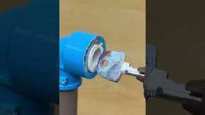 Great DIY tips to repair water pipes using a wrench. #USACreative #SmartSolution #HandyTrick